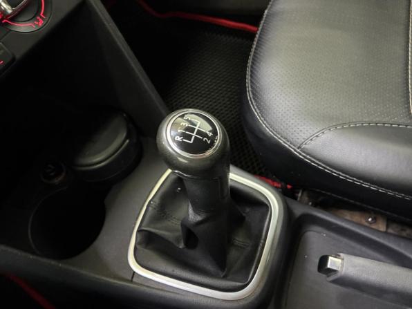 Volkswagen Polo V с пробегом 2012 года, цена 599 000 рублей, 245000 км, седан, Автокод Объявления