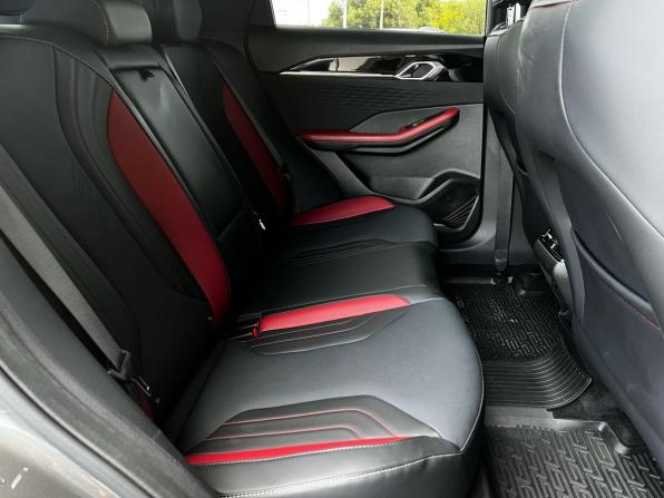 Geely Coolray I Рестайлинг с пробегом 2024 года, цена 2 279 999 рублей, 27675 км, внедорожник, Автокод Объявления