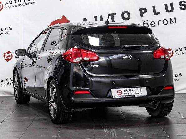 Kia Ceed II с пробегом 2013 года, цена 699 000 рублей, 250000 км, хэтчбек, Автокод Объявления
