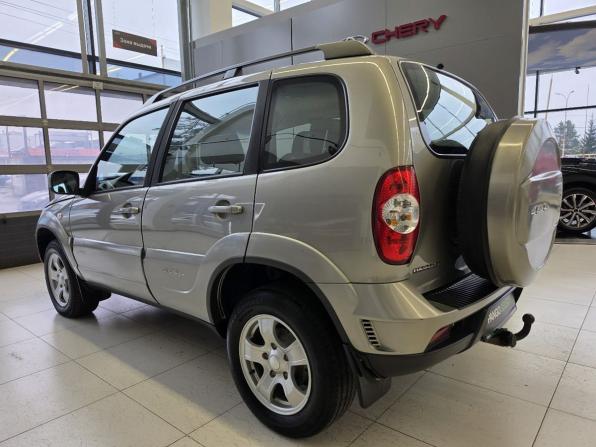 Chevrolet Niva I Рестайлинг с пробегом 2012 года, цена 519 000 рублей, 118485 км, внедорожник, Автокод Объявления