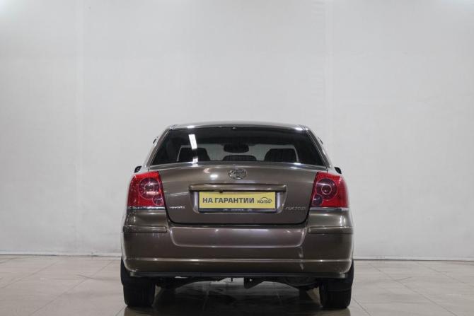 Toyota Avensis II с пробегом 2005 года, цена 729 000 рублей, 275000 км, седан, Автокод Объявления
