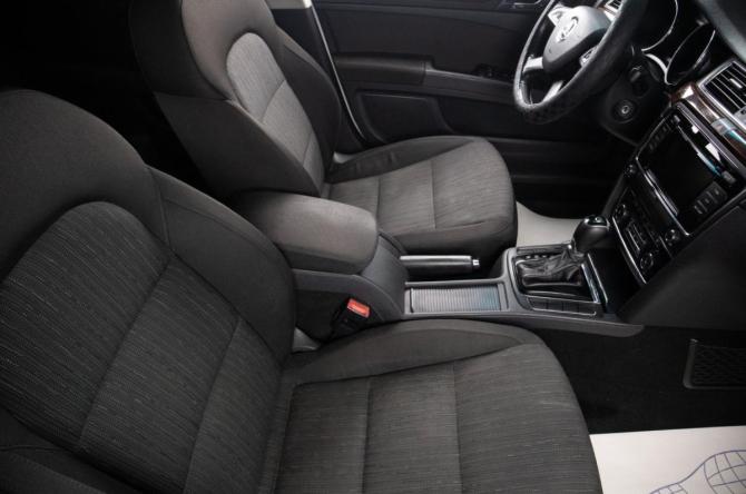 Skoda Superb II Рестайлинг с пробегом 2013 года, цена 1 000 000 рублей, 240000 км, лифтбек, Автокод Объявления