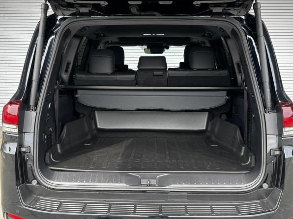 Toyota Land Cruiser 300 Series с пробегом 2025 года, цена 14 550 000 рублей, 9331 км, внедорожник, Автокод Объявления