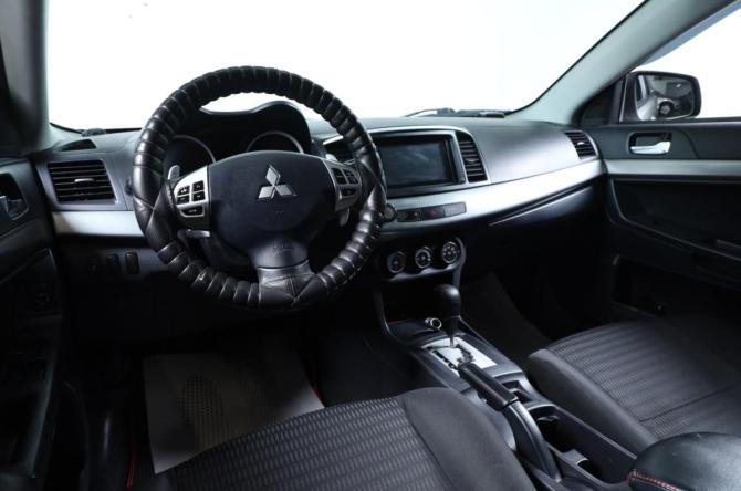 Mitsubishi Lancer X Рестайлинг с пробегом 2012 года, цена 949 000 рублей, 232566 км, седан, Автокод Объявления