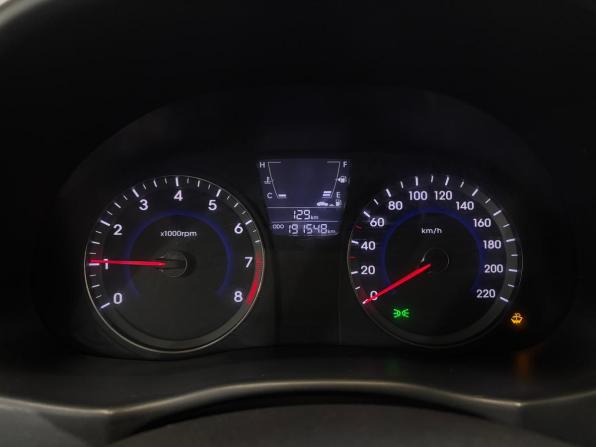 Hyundai Solaris I с пробегом 2012 года, цена 655 000 рублей, 191547 км, хэтчбек, Автокод Объявления