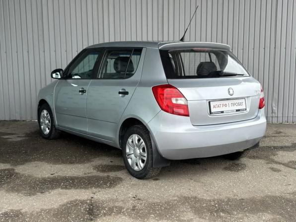 Skoda Fabia II с пробегом 2008 года, цена 440 000 рублей, 153303 км, хэтчбек, Автокод Объявления