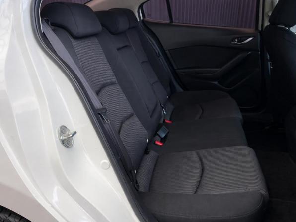 Mazda 3 III (BM) с пробегом 2014 года, цена 1 347 000 рублей, 119784 км, седан, Автокод Объявления