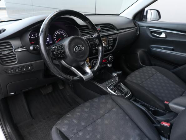 Kia Rio IV с пробегом 2017 года, цена 1 098 000 рублей, 190000 км, седан, Автокод Объявления