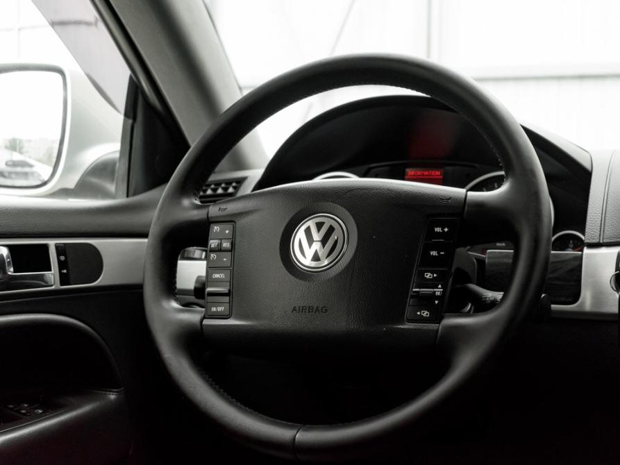 Volkswagen Touareg I Рестайлинг Екатеринбург  - изображение 13
