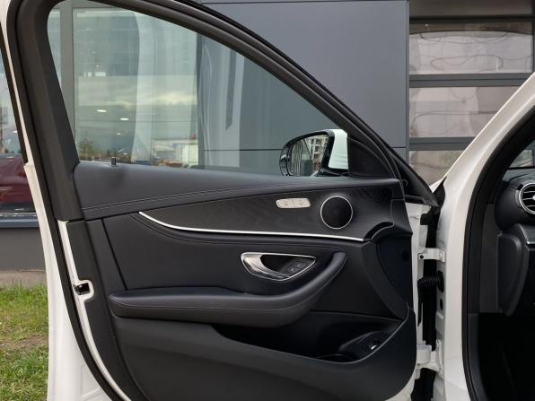 Mercedes-Benz E-Класс V (W213 S213 C238) с пробегом 2020 года, цена 3 770 000 рублей, 89111 км, седан, Автокод Объявления