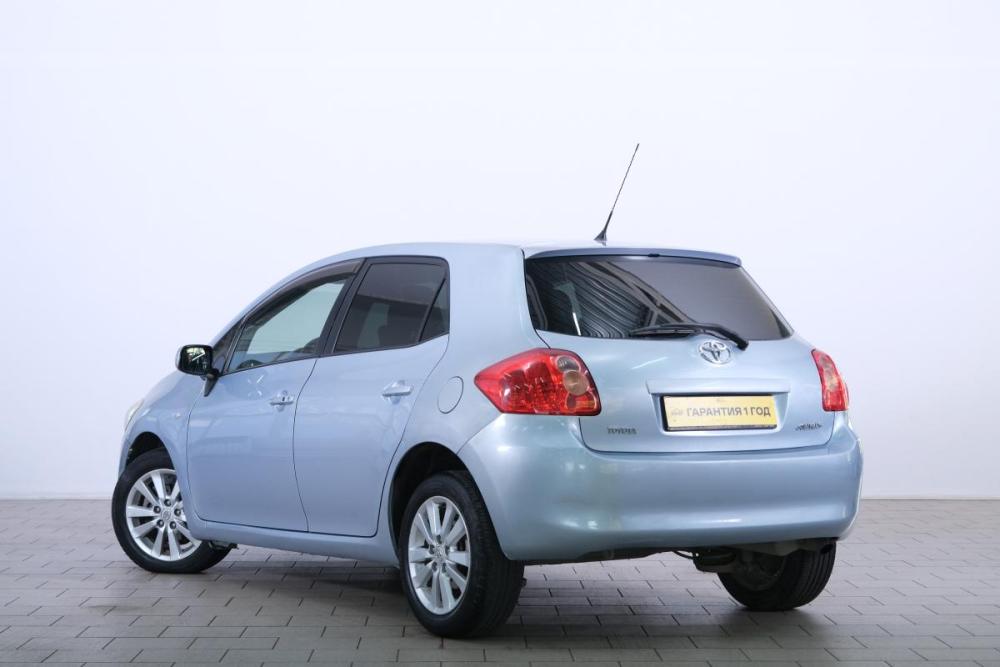 Toyota Auris I Омск  - изображение 5