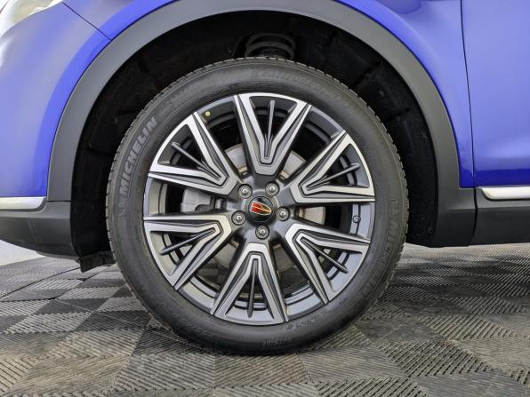 Hongqi HS5 I с пробегом 2023 года, цена 2 330 000 рублей, 58068 км, внедорожник, Автокод Объявления