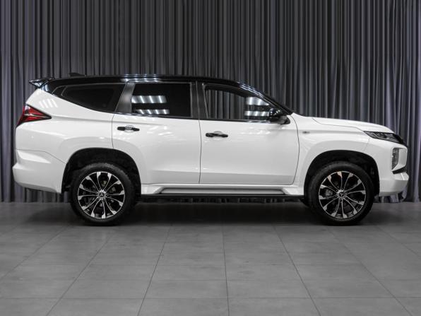 Mitsubishi Montero Sport III Рестайлинг с пробегом 2022 года, цена 4 249 000 рублей, 53972 км, внедорожник, Автокод Объявления