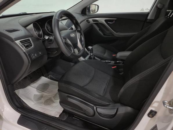 Hyundai Elantra V (MD) с пробегом 2013 года, цена 830 000 рублей, 240983 км, седан, Автокод Объявления
