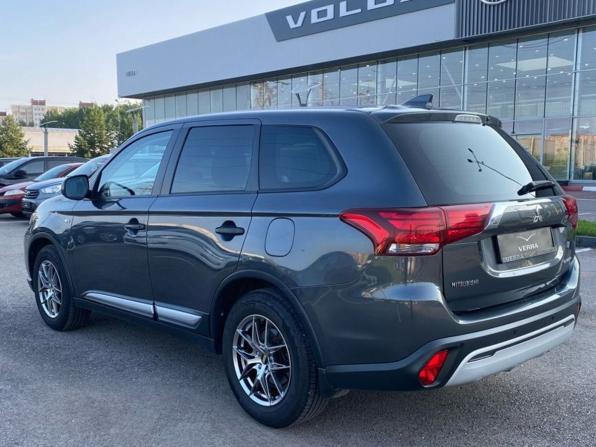 Mitsubishi Outlander III Рестайлинг 3 с пробегом 2019 года, цена 1 890 000 рублей, 130000 км, внедорожник, Автокод Объявления