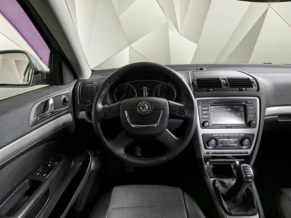 Skoda Octavia II (A5) Рестайлинг с пробегом 2012 года, цена 843 000 рублей, 158792 км, лифтбек, Автокод Объявления