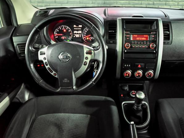 Nissan X-Trail II Рестайлинг с пробегом 2014 года, цена 1 700 000 рублей, 178185 км, внедорожник, Автокод Объявления