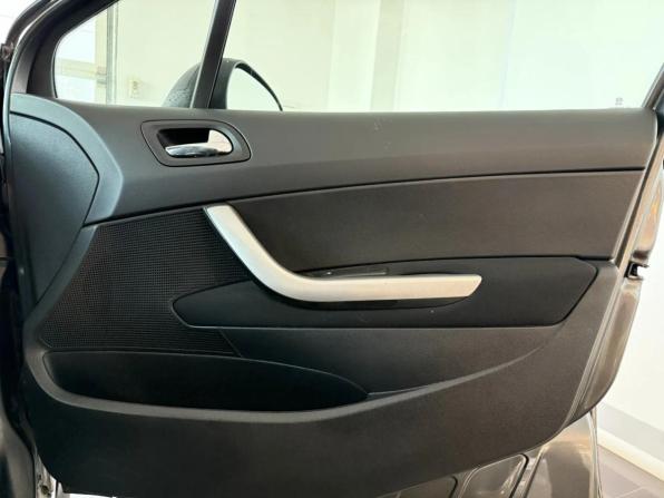 Peugeot 408 I с пробегом 2012 года, цена 510 000 рублей, 123069 км, седан, Автокод Объявления