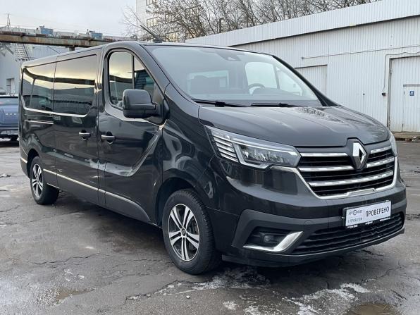 Renault Trafic III Рестайлинг с пробегом 2021 года, цена 3 699 000 рублей, 158000 км, минивэн, Автокод Объявления