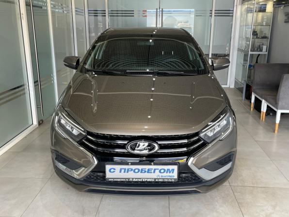 Lada (ВАЗ) Vesta I Рестайлинг (NG) с пробегом 2025 года, цена 1 349 000 рублей, 7729 км, седан, Автокод Объявления
