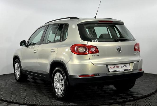 Volkswagen Tiguan I Рестайлинг с пробегом 2011 года, цена 1 150 000 рублей, 105152 км, внедорожник, Автокод Объявления