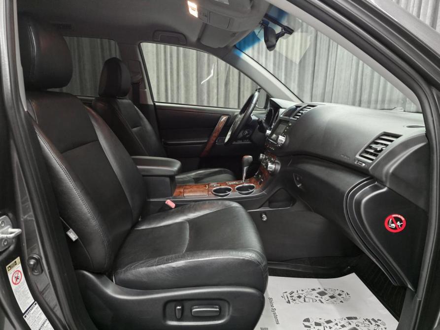 Toyota Highlander II (XU40) Рестайлинг Красноярск  - изображение 15