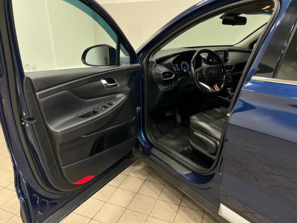 Hyundai Santa Fe IV с пробегом 2018 года, цена 3 000 000 рублей, 116800 км, внедорожник, Автокод Объявления