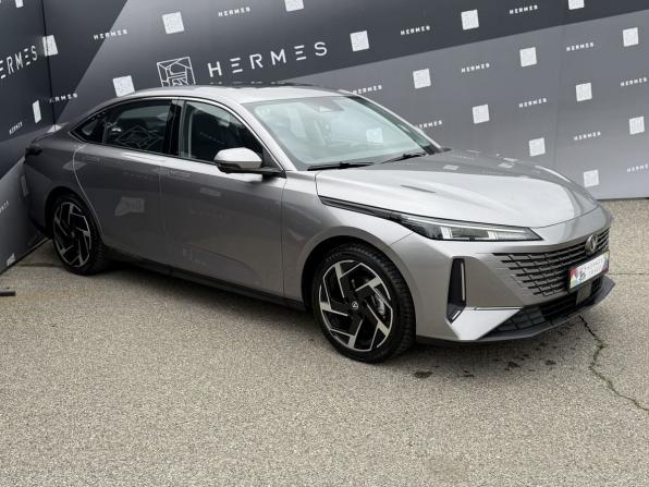 Changan Lamore с пробегом 2023 года, цена 2 180 000 рублей, 3246 км, седан, Автокод Объявления