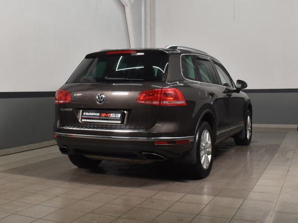 Volkswagen Touareg II Рестайлинг с пробегом 2015 года, цена 2 674 997 рублей, 252497 км, внедорожник, Автокод Объявления