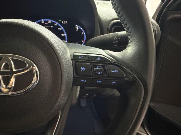 Toyota Yaris Cross I с пробегом 2021 года, цена 1 990 000 рублей, 93082 км, внедорожник, Автокод Объявления