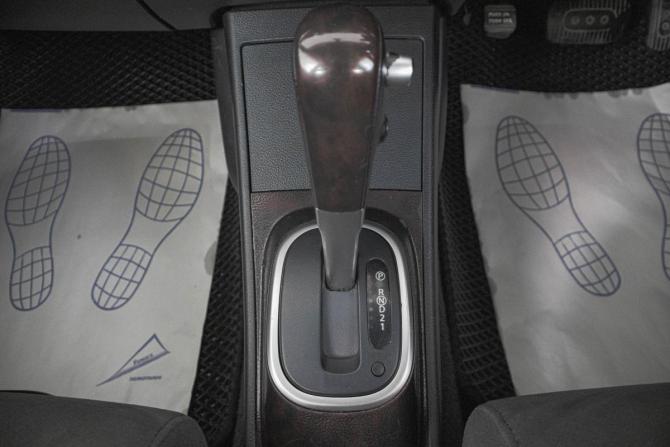 Nissan Tiida I с пробегом 2004 года, цена 449 000 рублей, 124409 км, седан, Автокод Объявления