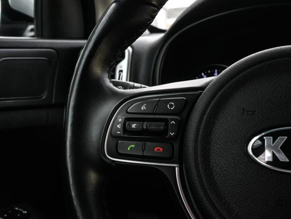 Kia Sportage IV с пробегом 2017 года, цена 2 235 000 рублей, 74011 км, внедорожник, Автокод Объявления