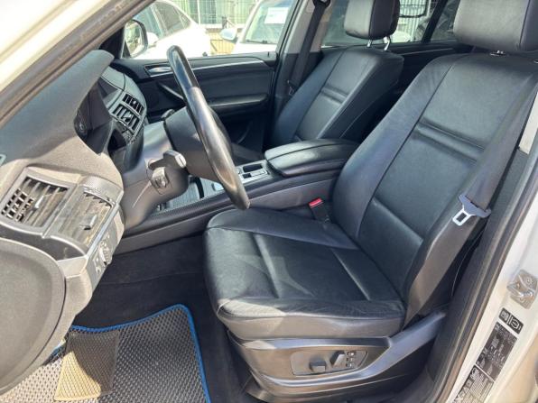BMW X5 II (E70) Рестайлинг с пробегом 2012 года, цена 1 350 000 рублей, 304209 км, внедорожник, Автокод Объявления
