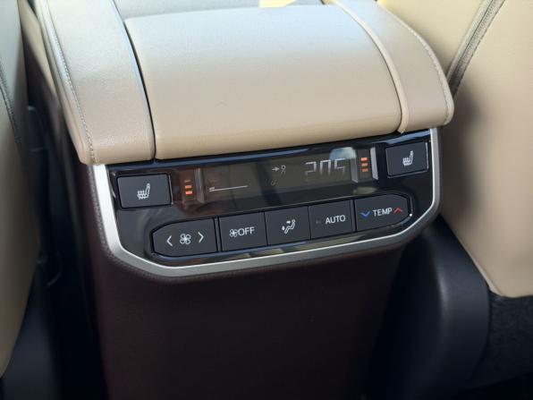 Toyota Highlander IV (XU70) с пробегом 2026 года, цена 5 550 000 рублей, 25 км, внедорожник, Автокод Объявления