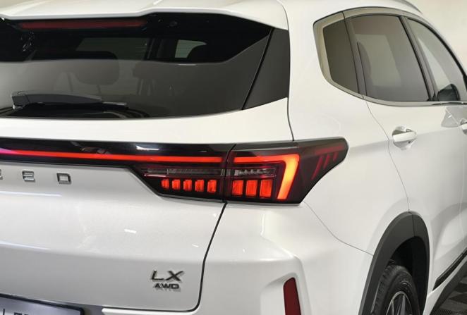 Exeed LX I Рестайлинг с пробегом 2022 года, цена 2 000 000 рублей, 50217 км, внедорожник, Автокод Объявления
