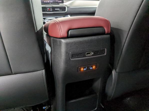 Geely Coolray I с пробегом 2023 года, цена 1 850 000 рублей, 52374 км, внедорожник, Автокод Объявления