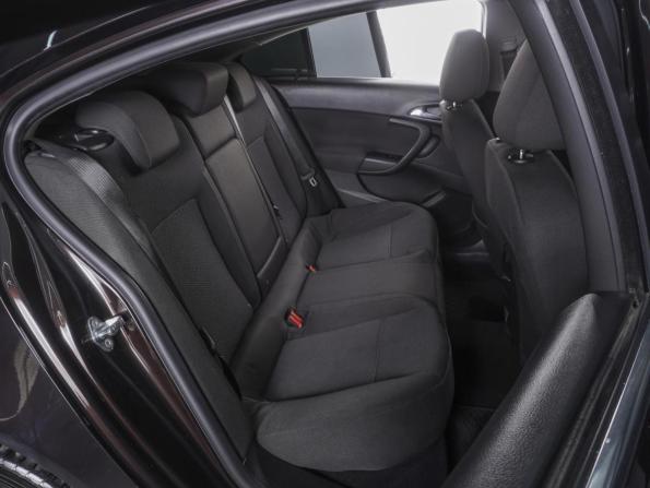 Opel Insignia I Рестайлинг с пробегом 2014 года, цена 980 000 рублей, 244919 км, седан, Автокод Объявления