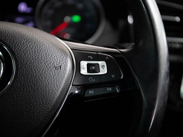 Volkswagen Golf VII с пробегом 2014 года, цена 1 335 000 рублей, 87207 км, универсал, Автокод Объявления