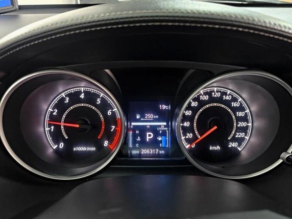 Mitsubishi Outlander II Рестайлинг с пробегом 2011 года, цена 1 055 000 рублей, 206236 км, внедорожник, Автокод Объявления