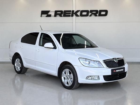 Skoda Octavia II (A5) Рестайлинг с пробегом 2012 года, цена 859 000 рублей, 168234 км, лифтбек, Автокод Объявления