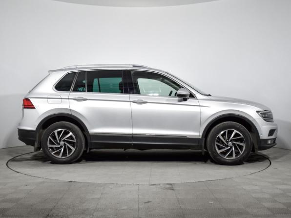 Volkswagen Tiguan II с пробегом 2018 года, цена 2 720 000 рублей, 59000 км, внедорожник, Автокод Объявления