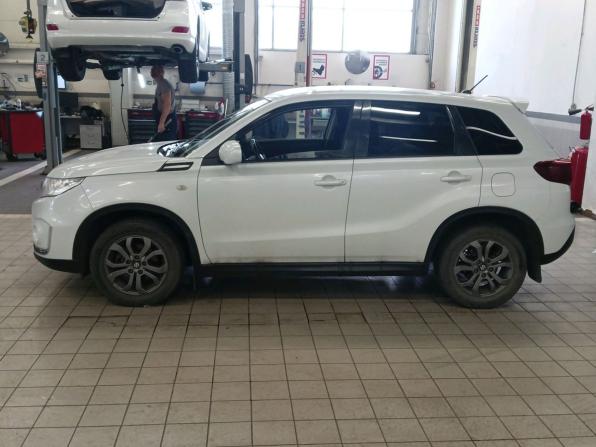 Suzuki Vitara II Рестайлинг с пробегом 2020 года, цена 1 785 000 рублей, 70790 км, внедорожник, Автокод Объявления