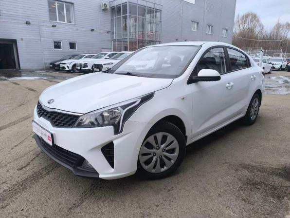 Kia Rio IV Рестайлинг с пробегом 2020 года, цена 1 267 889 рублей, 79034 км, седан, Автокод Объявления