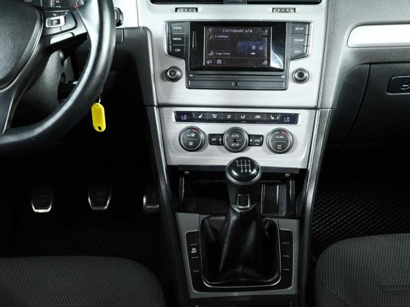 Volkswagen Golf VII с пробегом 2014 года, цена 1 160 000 рублей, 211299 км, хэтчбек, Автокод Объявления