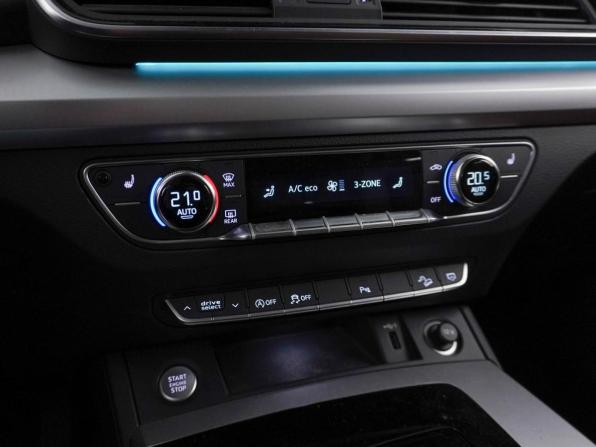 Audi Q5 II (FY) Рестайлинг с пробегом 2021 года, цена 3 698 077 рублей, 78504 км, внедорожник, Автокод Объявления