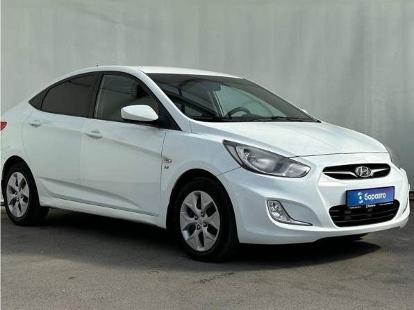 Hyundai Solaris I с пробегом 2012 года, цена 740 000 рублей, 191998 км, седан, Автокод Объявления