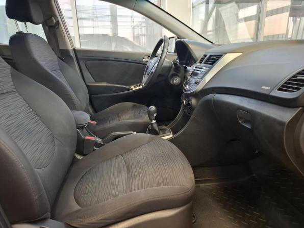 Hyundai Solaris I Рестайлинг с пробегом 2016 года, цена 788 000 рублей, 232000 км, седан, Автокод Объявления