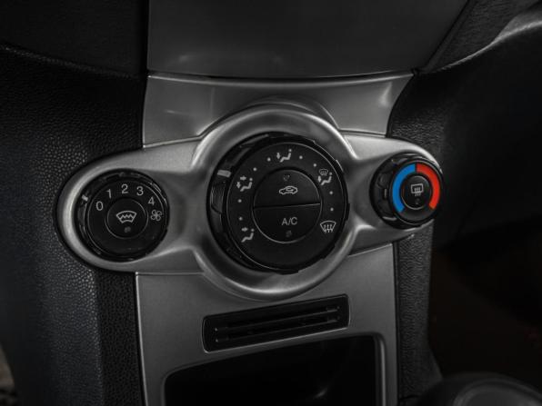 Ford Fiesta Mk6 с пробегом 2008 года, цена 519 000 рублей, 199858 км, хэтчбек, Автокод Объявления