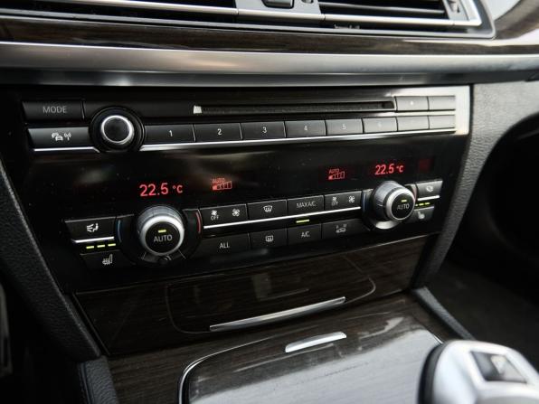 BMW 7 серии V (F01/F02/F04) Рестайлинг с пробегом 2013 года, цена 2 120 000 рублей, 293000 км, седан, Автокод Объявления