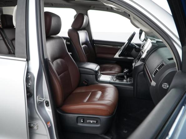 Toyota Land Cruiser 200 Series Рестайлинг 2 с пробегом 2016 года, цена 4 949 700 рублей, 219303 км, внедорожник, Автокод Объявления